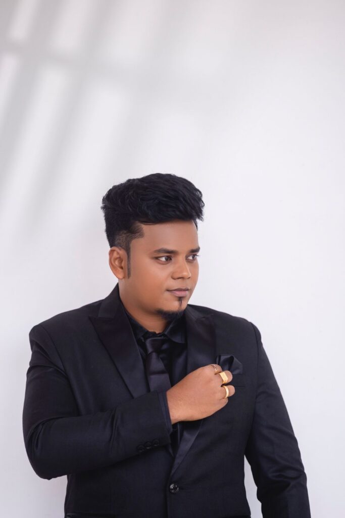 Simple Groom Poses