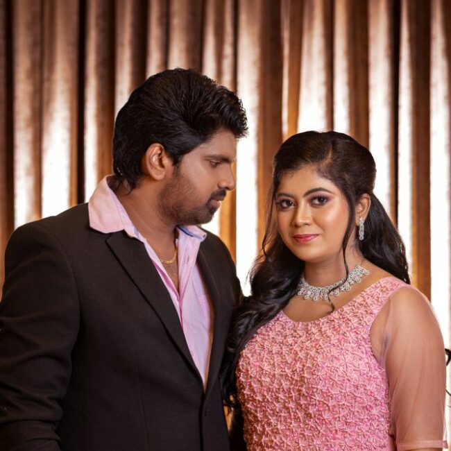 Couple Reception Look Ideas Couple Reception Look Ideas