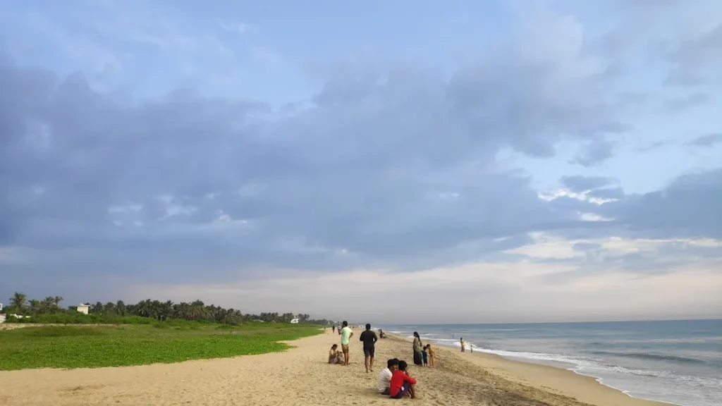 ECR Beach Best Pre Wedding Photoshoot spot in chennai