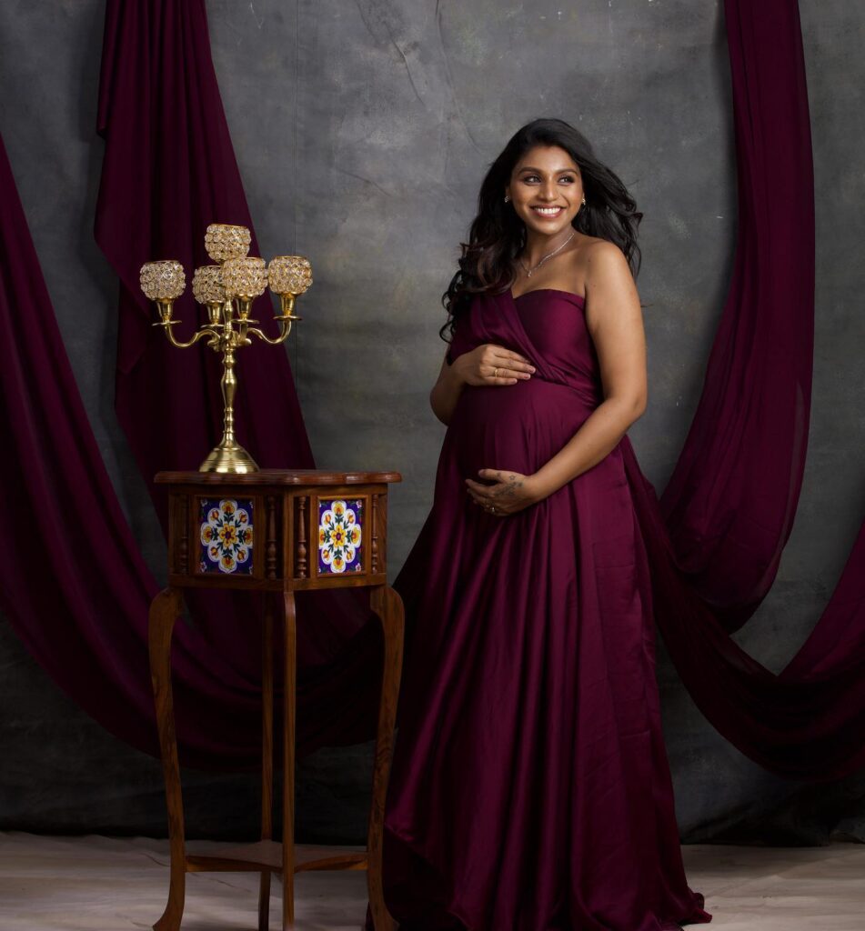 Maternity shoot dresses on rent best sale