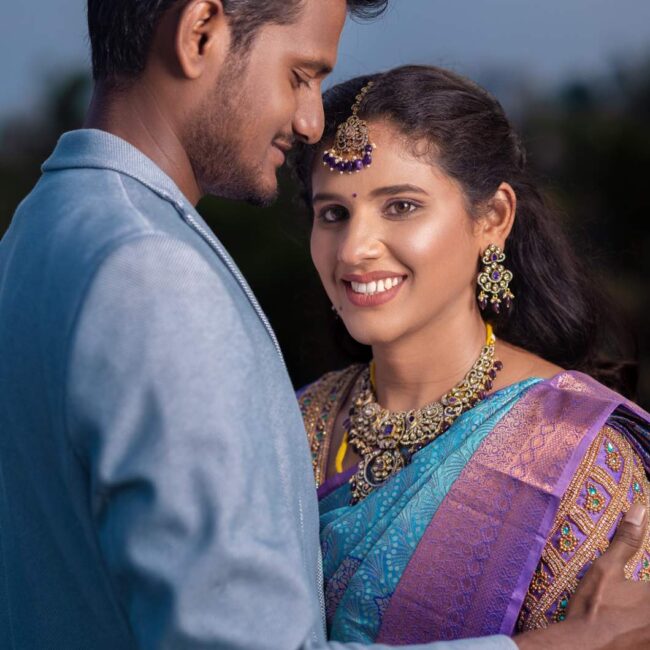 Reception Couple Poses Chennai
