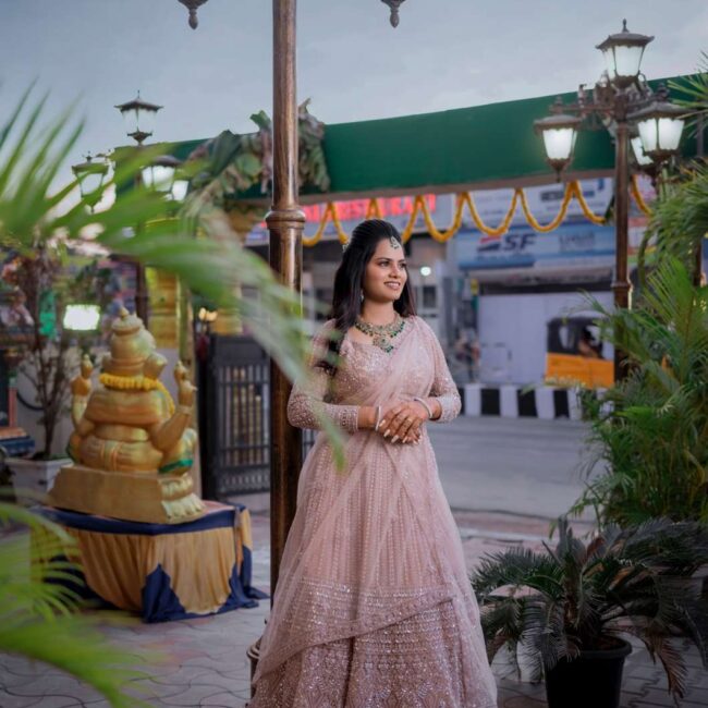 Bride Pose Ideas in Lehenga